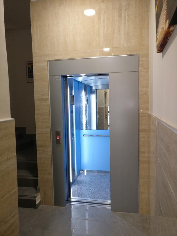 Angosta Del Carmen Appartement Málaga Buitenkant foto
