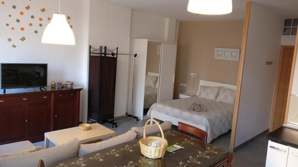 Angosta Del Carmen Appartement Málaga Buitenkant foto