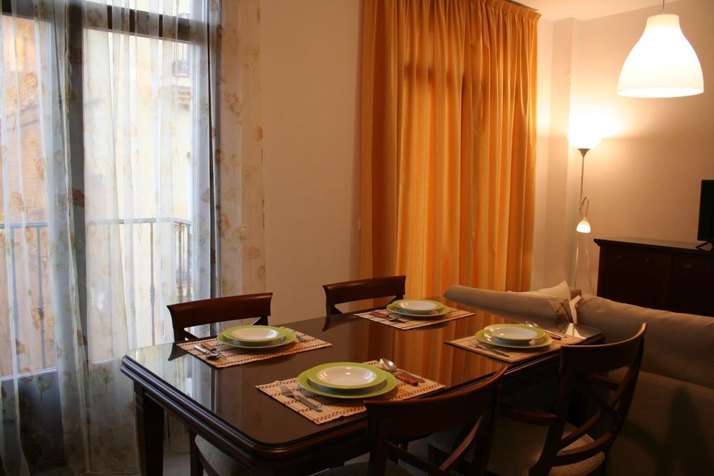 Angosta Del Carmen Appartement Málaga Buitenkant foto