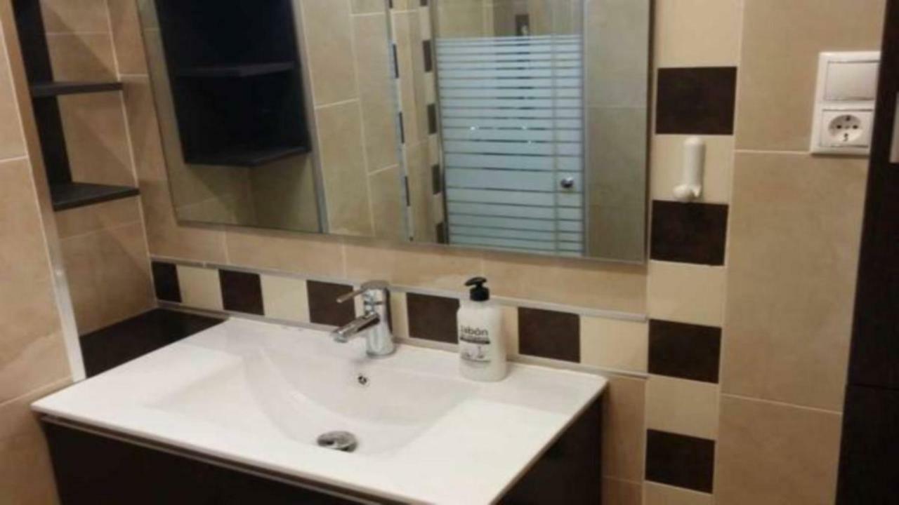 Angosta Del Carmen Appartement Málaga Buitenkant foto